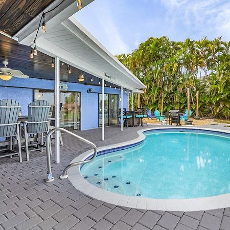 Canal-Front Oasis With Dock And Kayaks In Cape Coral! Ngoại thất bức ảnh