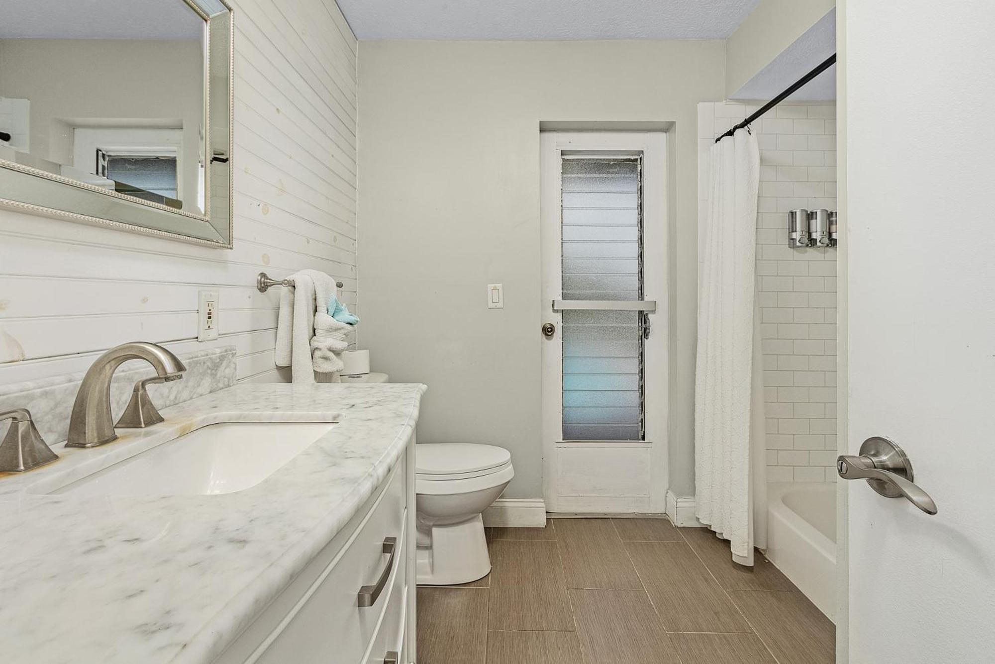 Canal-Front Oasis With Dock And Kayaks In Cape Coral! Ngoại thất bức ảnh